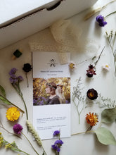 Load image into Gallery viewer, DIY Floral Wreath Box
